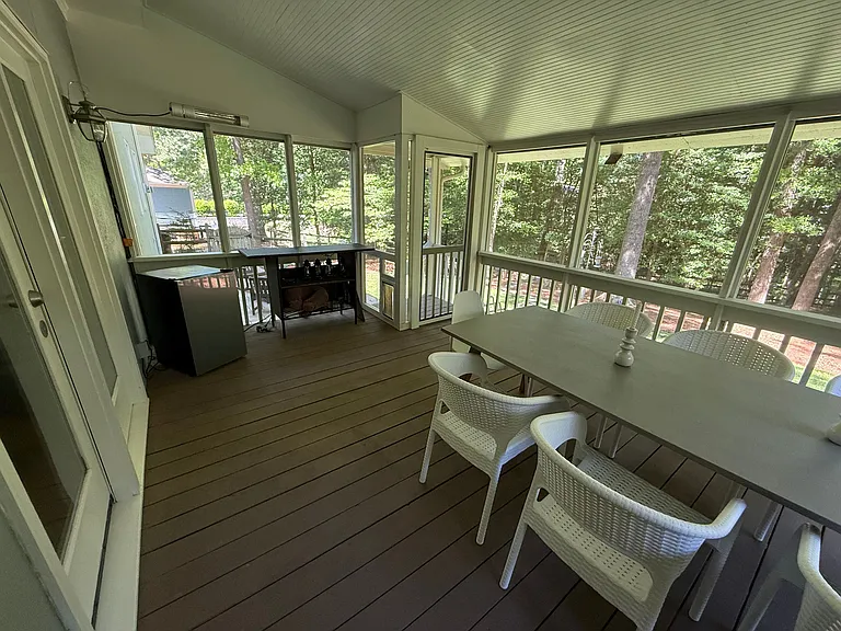 Screened-in porch