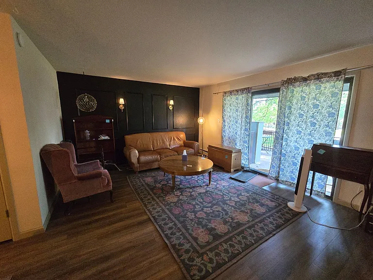 1541 Adriel Ct — Photo 11