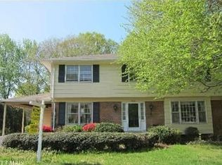 8642 Gateshead Rd, Alexandria, VA 22309