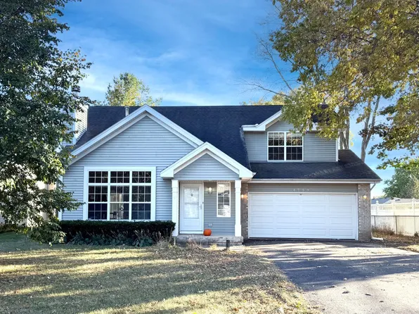 4759 Terrang Trl, Machesney Park, IL 61115