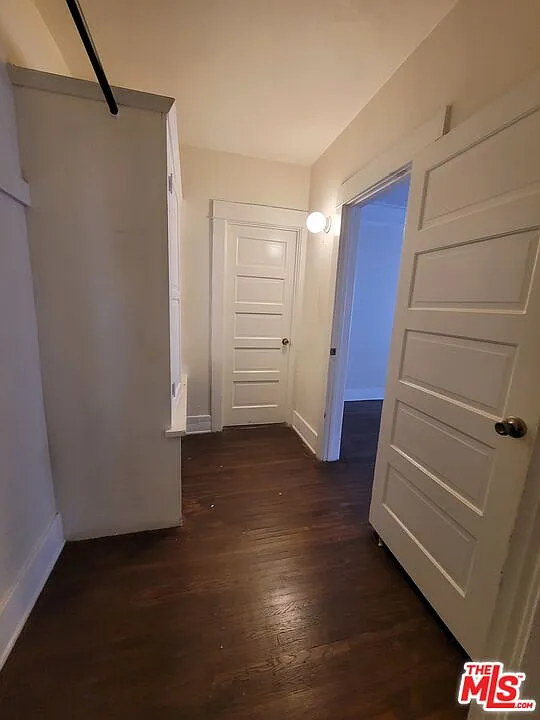 3 bed, 1.0 bath, 1045 sqft, $3,150 — Photo 3