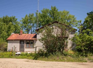 719 S Main St, Westfield, WI 53964