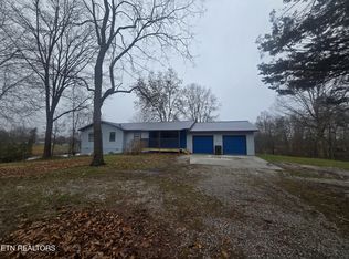 1316 Ditney Trl, Pioneer, TN 37847