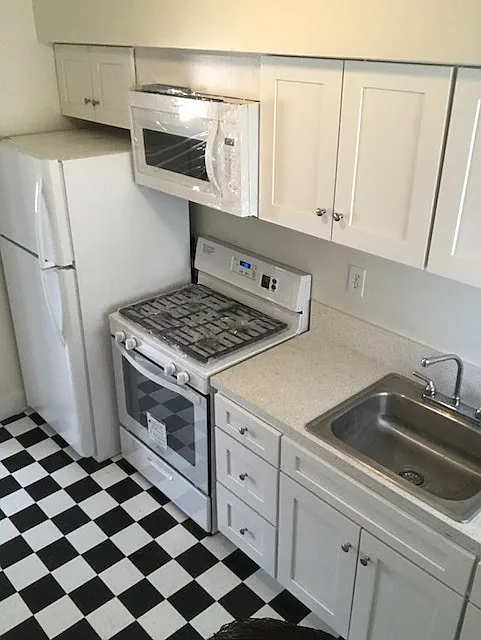 Cherry Complex, LLC