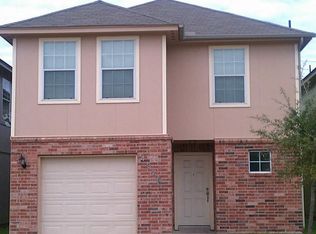 4926 S Cancun Dr, Houston, TX 77045