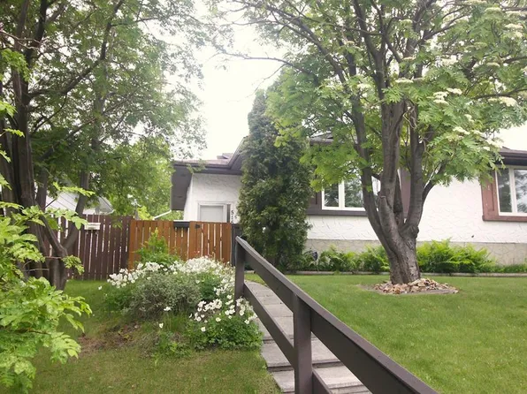 515 N Blackthorn Rd NE, Calgary, AB T2K 4X8
