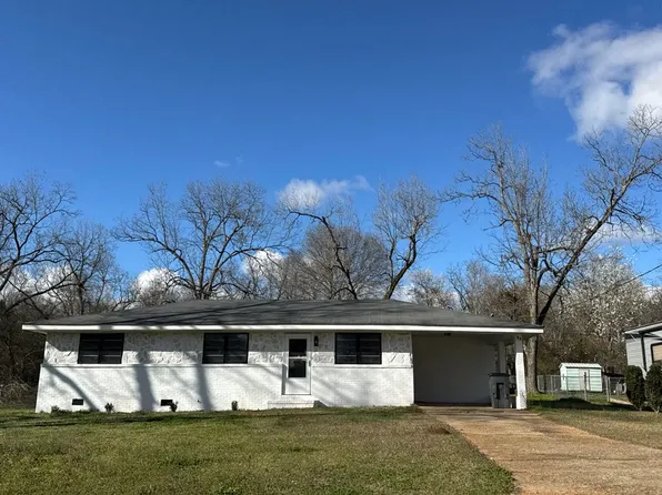 84 Adkerson Dr, Zebulon, GA 30295
