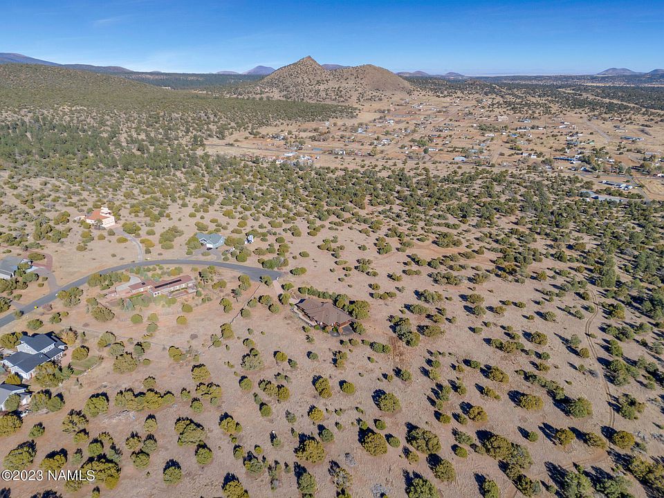 2nd image of 9030 Arroyo Trl #14