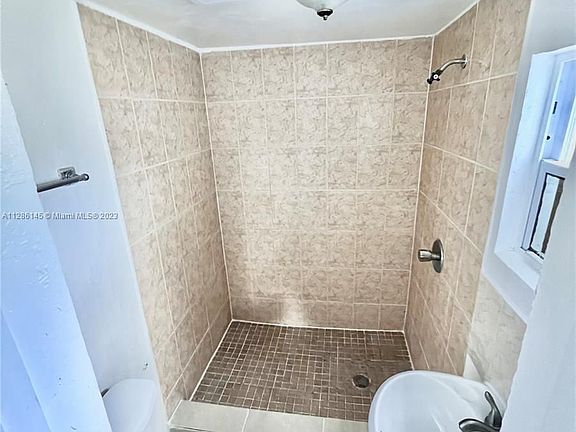 5th image of 11201 NW 12th Ave #11203B