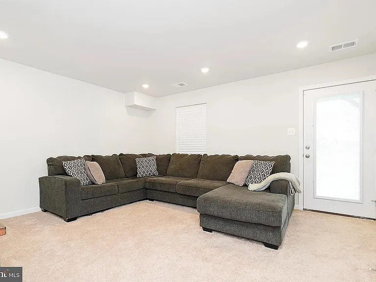 44 Stembogan Ct — Photo 7