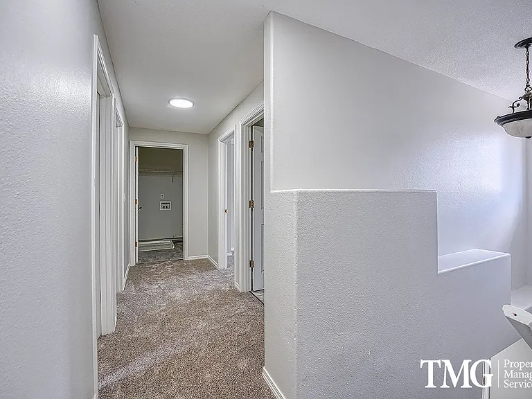 17015 NE 31st Way — Photo 10