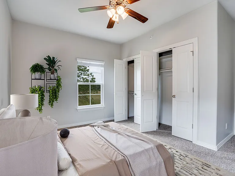 Bella Vista - 2 Bed / 1 Bath - 884 Sq.Ft.