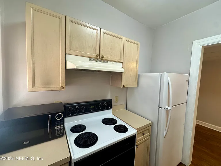 2504 Park St #3 — Photo 7