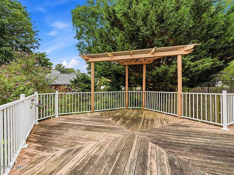 638 Overton Pl #1 — Photo 31