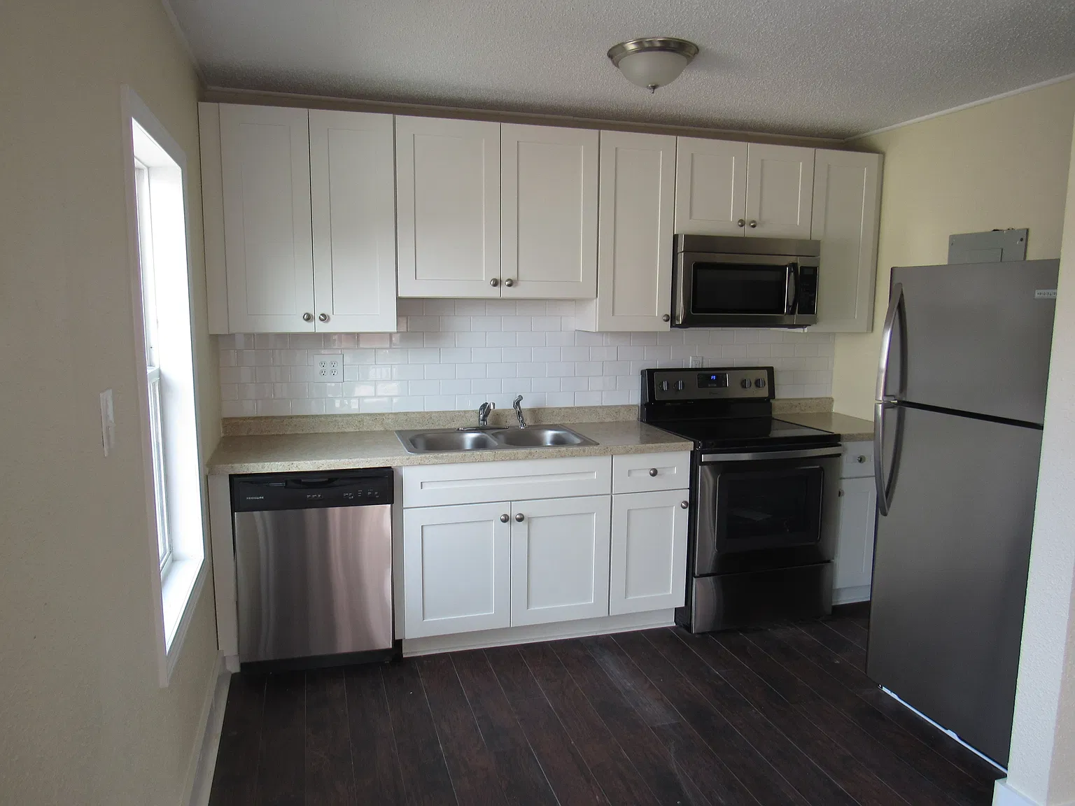 705 S Overton Ave - Duplex - 5 — Photo 2