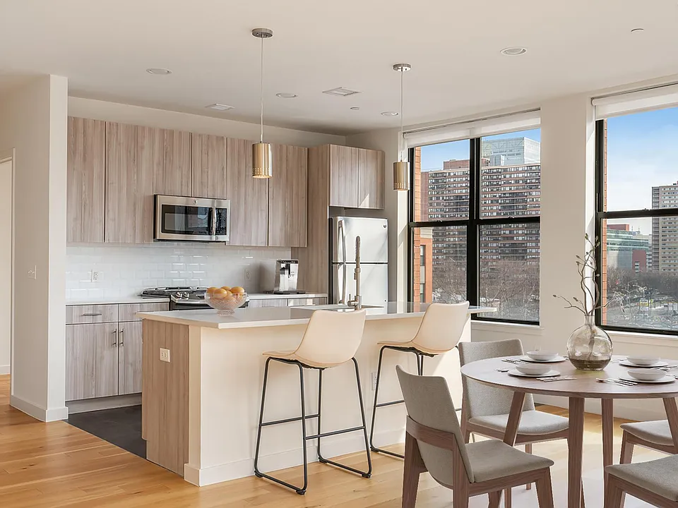 Charles & Co Two Bedroom Kitchen