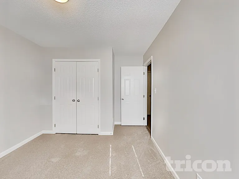 1428 Smokey Mountain Dr — Photo 9