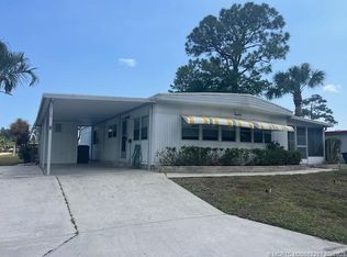 6118 N Joshua Ln, Lake Worth, FL 33462