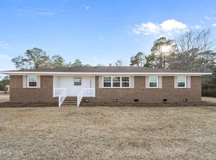 2833 Nc 41 & 50 Highway, Chinquapin, NC 28521