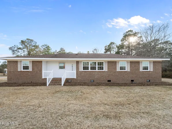 2833 Nc 41 & 50 Highway, Chinquapin, NC 28521