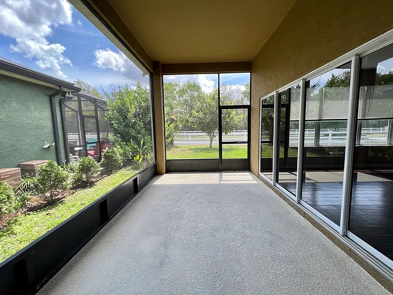 365 James Cir — Photo 8