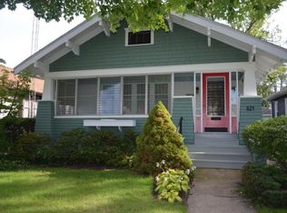 824 Wolcott Ave, Saint Joseph, MI 49085