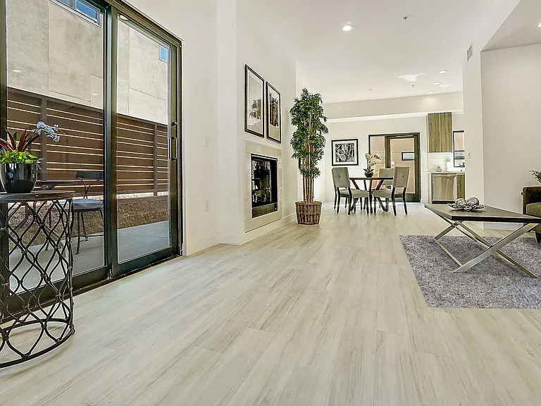 Residences at Village Walk — Photo 66