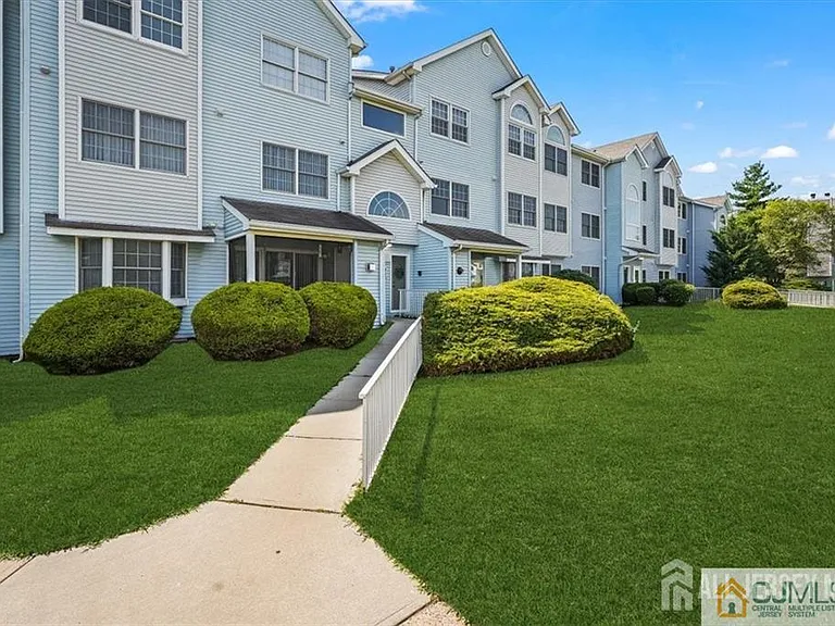 834 Edpas Rd — Photo 8