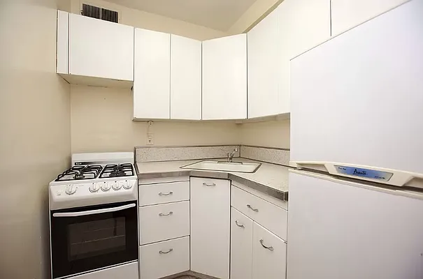 Rented by LG Fairmont Group | media 11