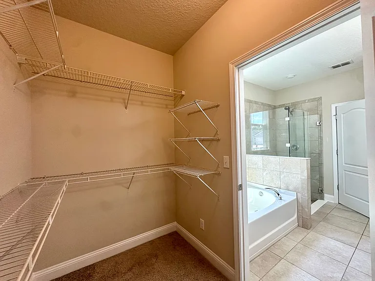 481 Shetland Dr — Photo 17