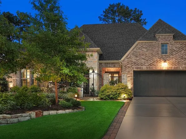 18 Dawning Flower Drive, Tomball, TX 77375