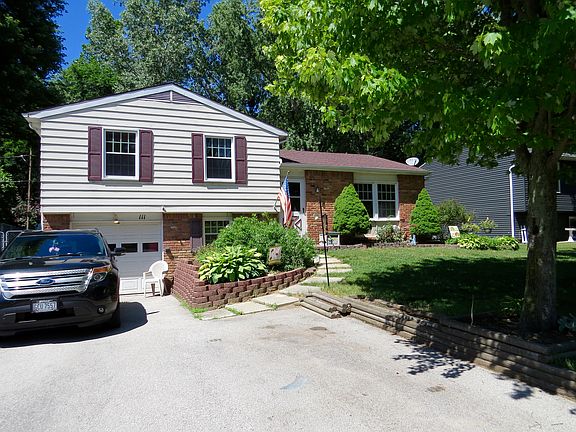3rd image of 111 Marshall Dr