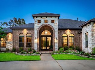 320 Royal Navigator Rd, Montgomery, TX 77316