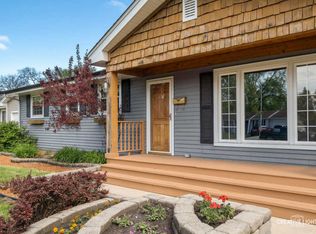 543 Cherokee Ct, Carol Stream, IL 60188