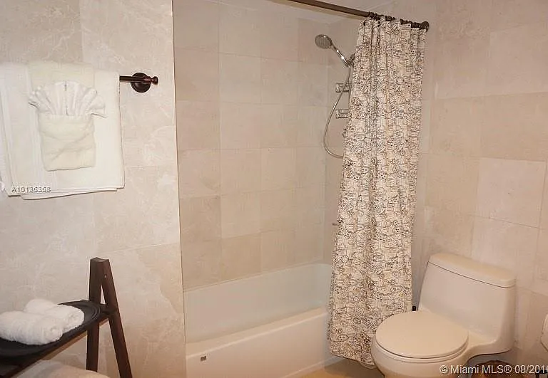 19370 Collins Avenue Seasonal #923 — Photo 10