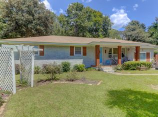 402 Cleveland St, Summerville, SC 29483