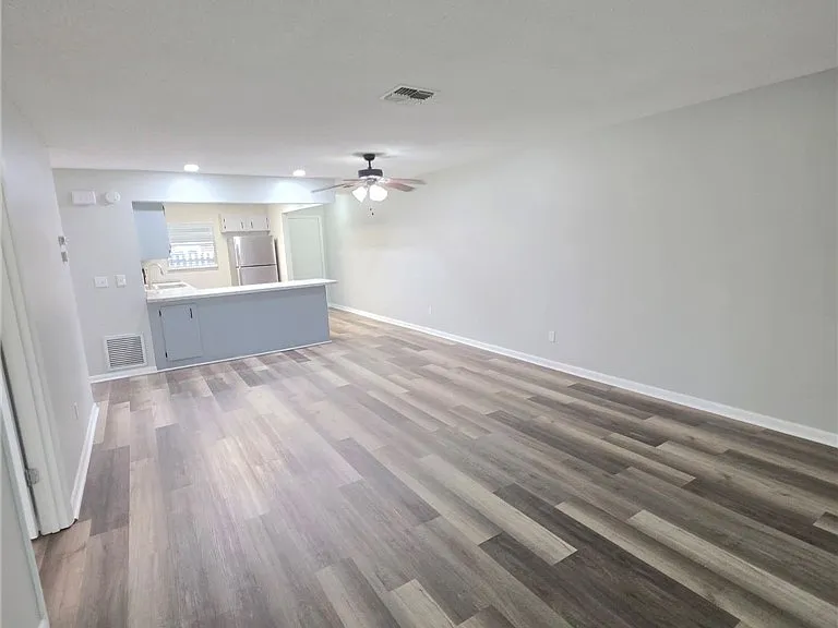 2702 Golf Hammock Dr — Photo 2