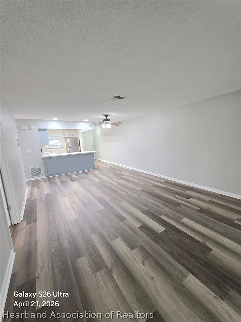 Building Photo - 2702 Golf Hammock Dr