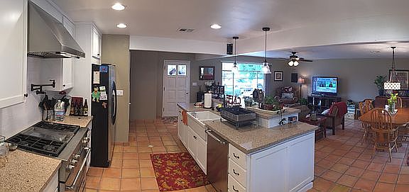 3rd image of 1402 E San Miguel Ave