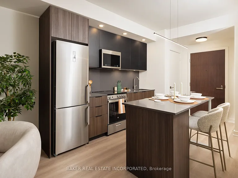 100 Mill St #718 — Photo 14