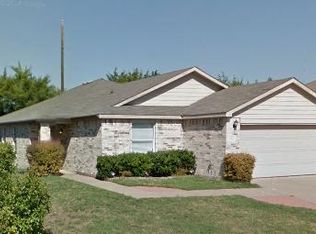 528 Nance Dr, Cedar Hill, TX 75104