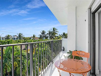 8255 Abbott Ave APT 403, Miami Beach, FL, 33141