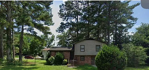 1703 Pheasant Dr Photo 1