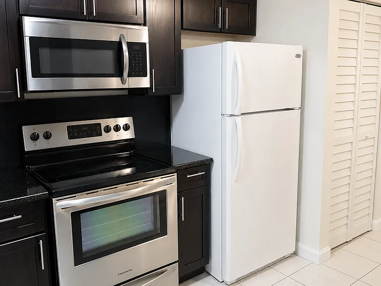 14272 SW 121st Pl #360K-9 — Photo 6