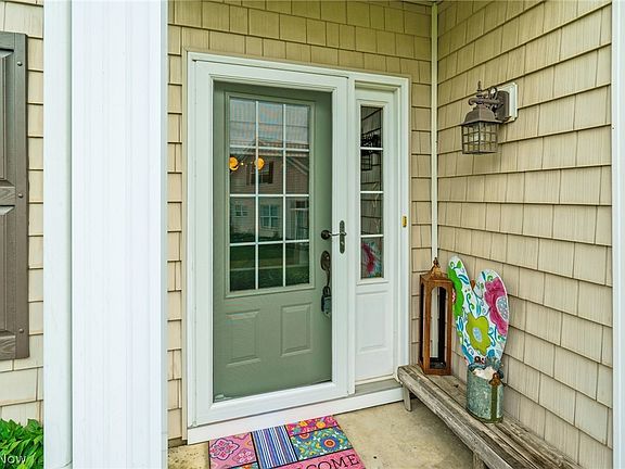 3rd image of 4430 Forest Glen Ave NW