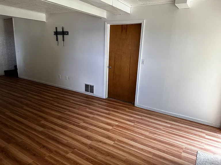 5530 Shady Ln — Photo 10