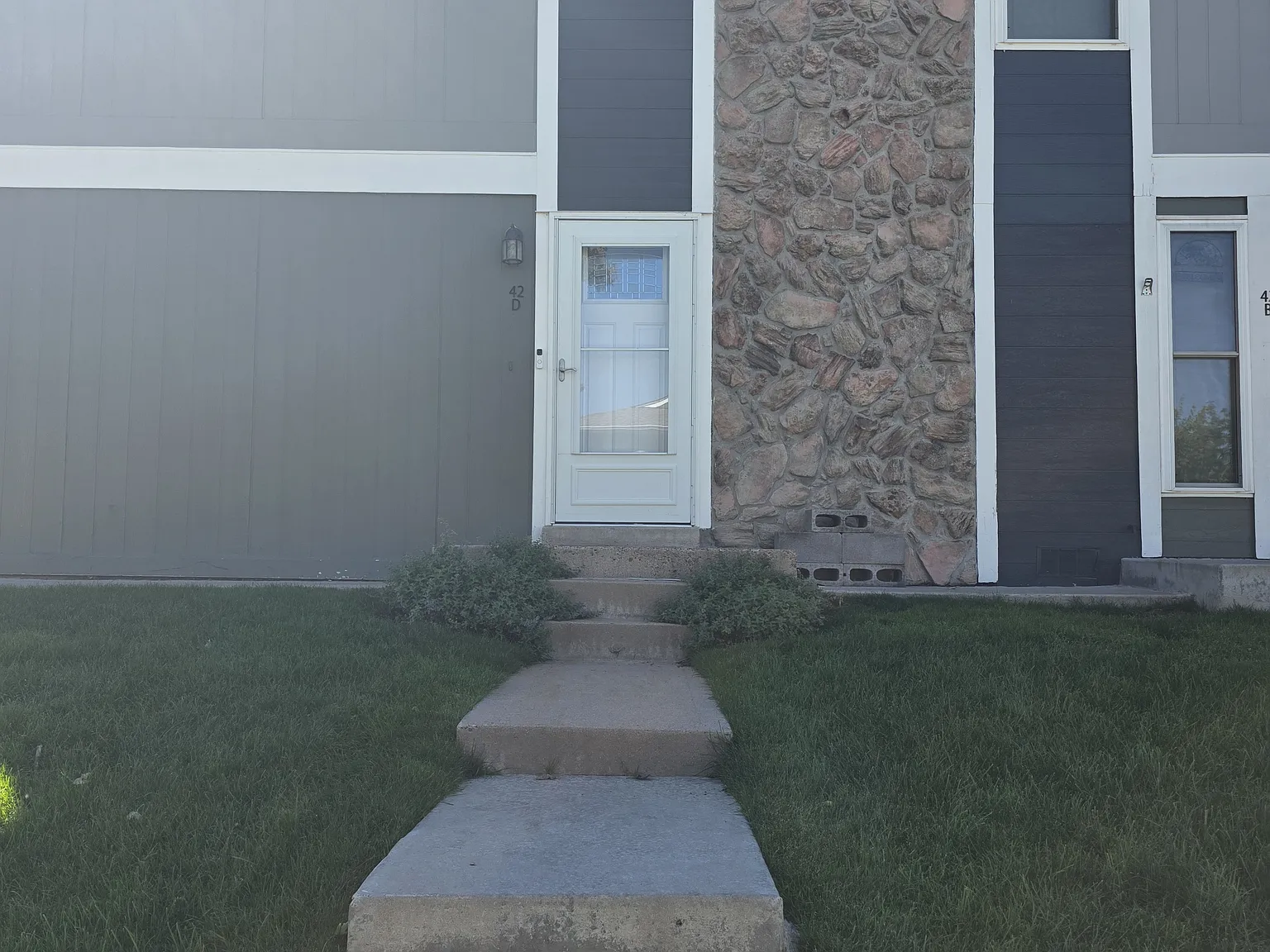 10001 E Evans Ave — Photo 2