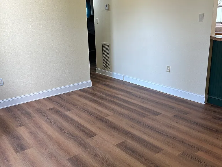 8335 95th Ave — Photo 13