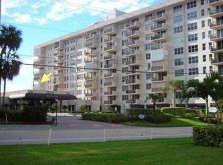 1147 Hillsboro Mile 804, Pompano Beach, FL 33062