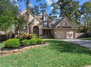 15 Barlow Ct, The Woodlands, TX 77382
